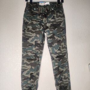 LEVI STRAUSS & CO  CAMO JOGGERS YOUTH TROUSSER